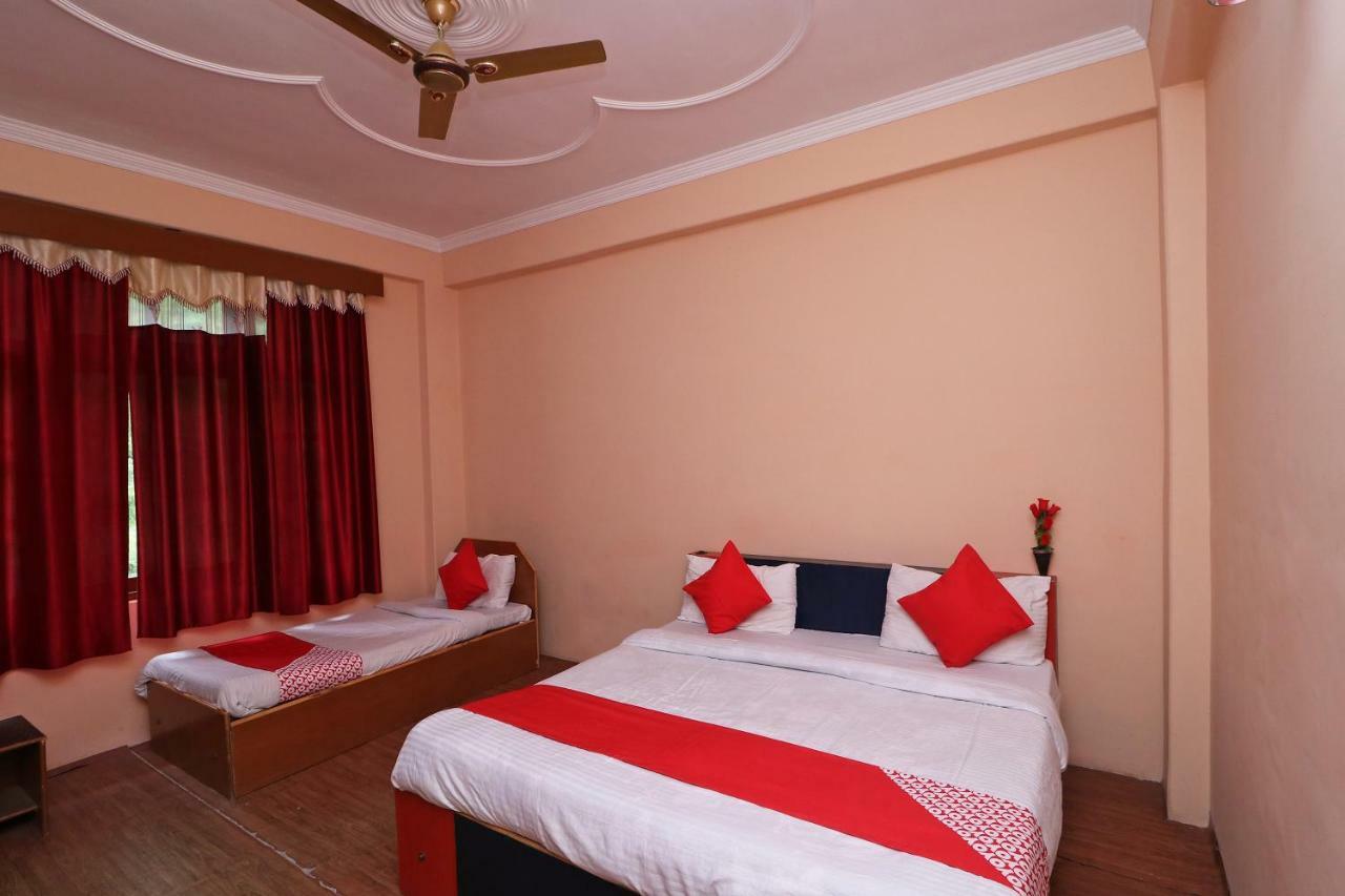 Oyo 30229 Blue Diamond Hotel Kasol Buitenkant foto