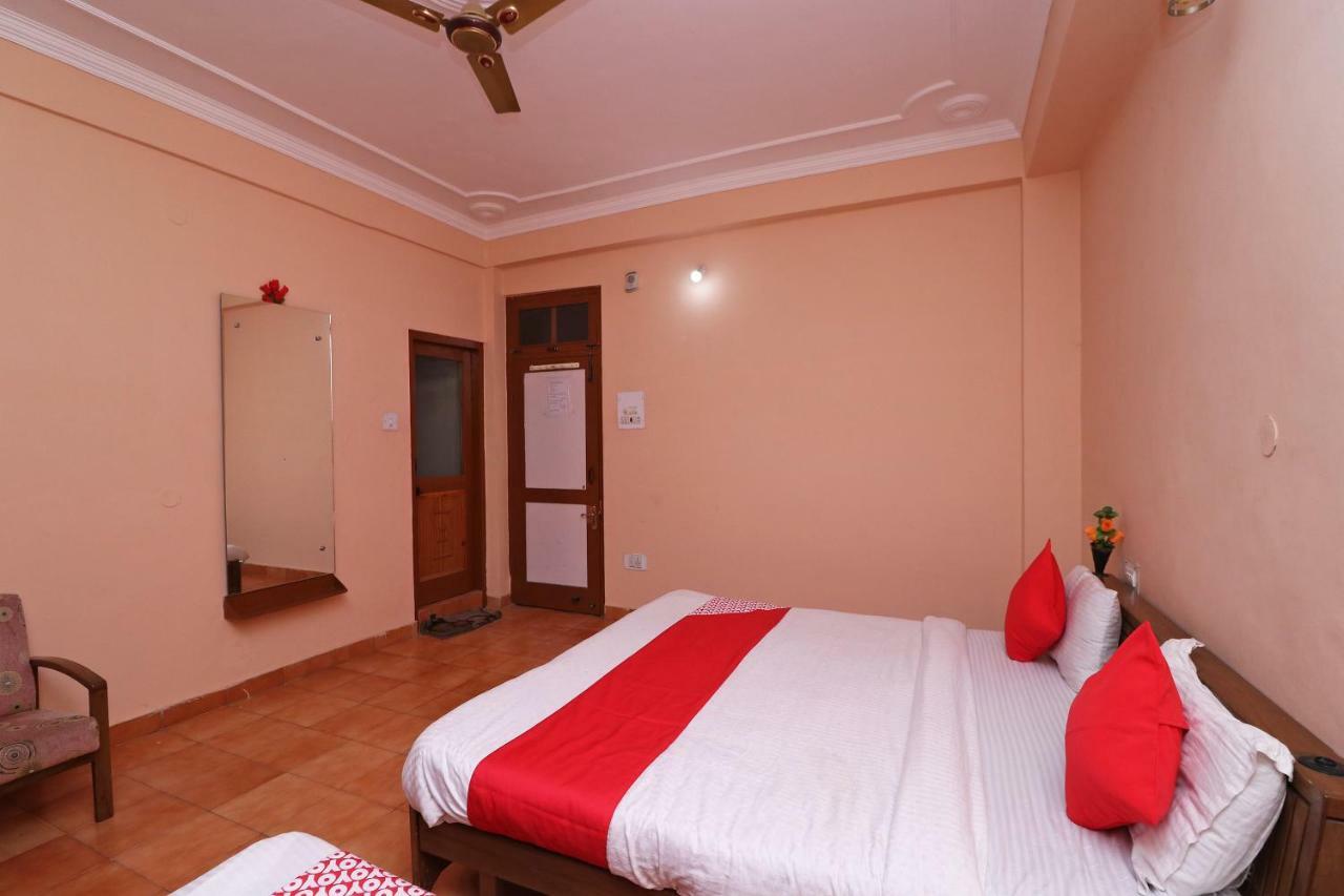 Oyo 30229 Blue Diamond Hotel Kasol Buitenkant foto