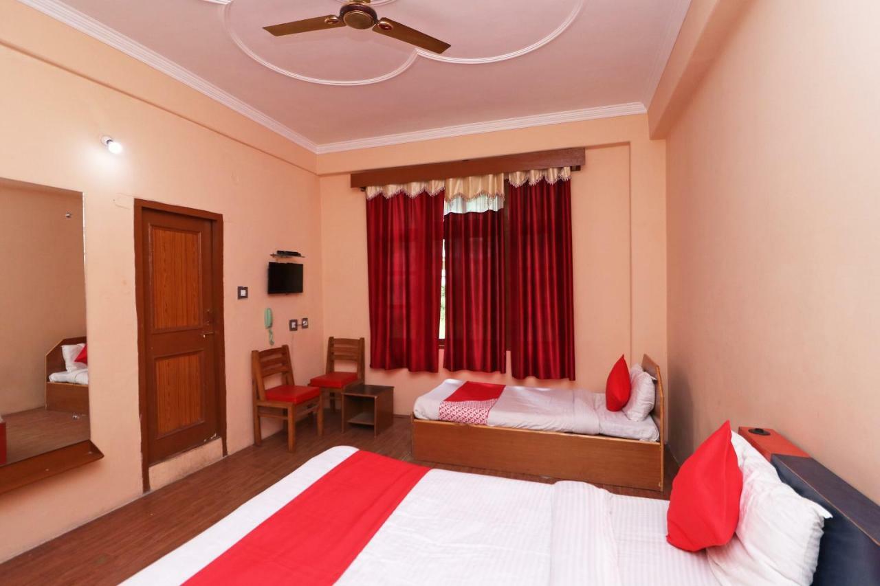 Oyo 30229 Blue Diamond Hotel Kasol Buitenkant foto