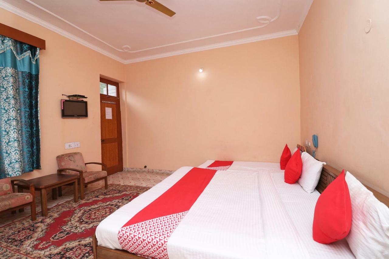 Oyo 30229 Blue Diamond Hotel Kasol Buitenkant foto