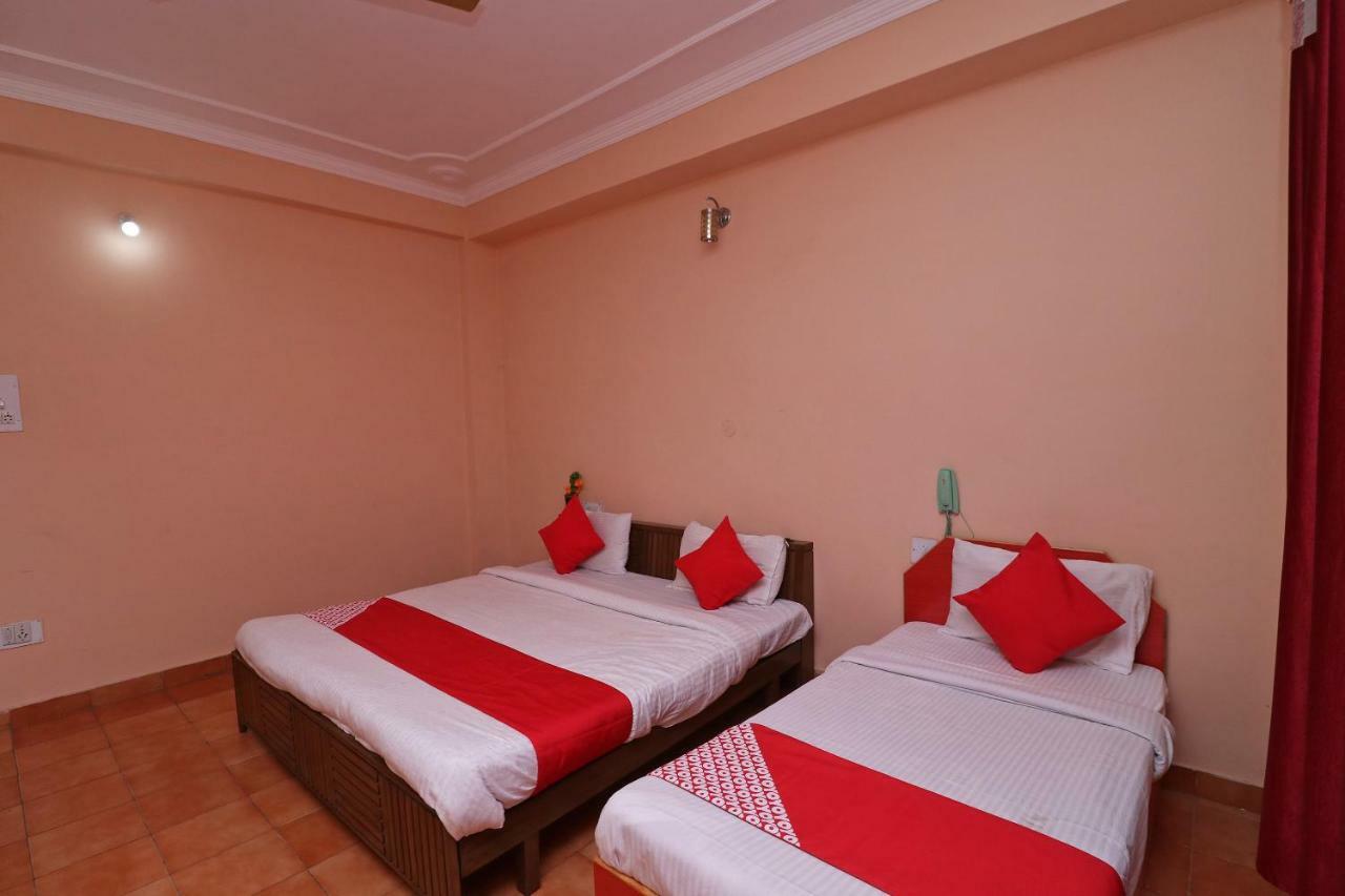 Oyo 30229 Blue Diamond Hotel Kasol Buitenkant foto