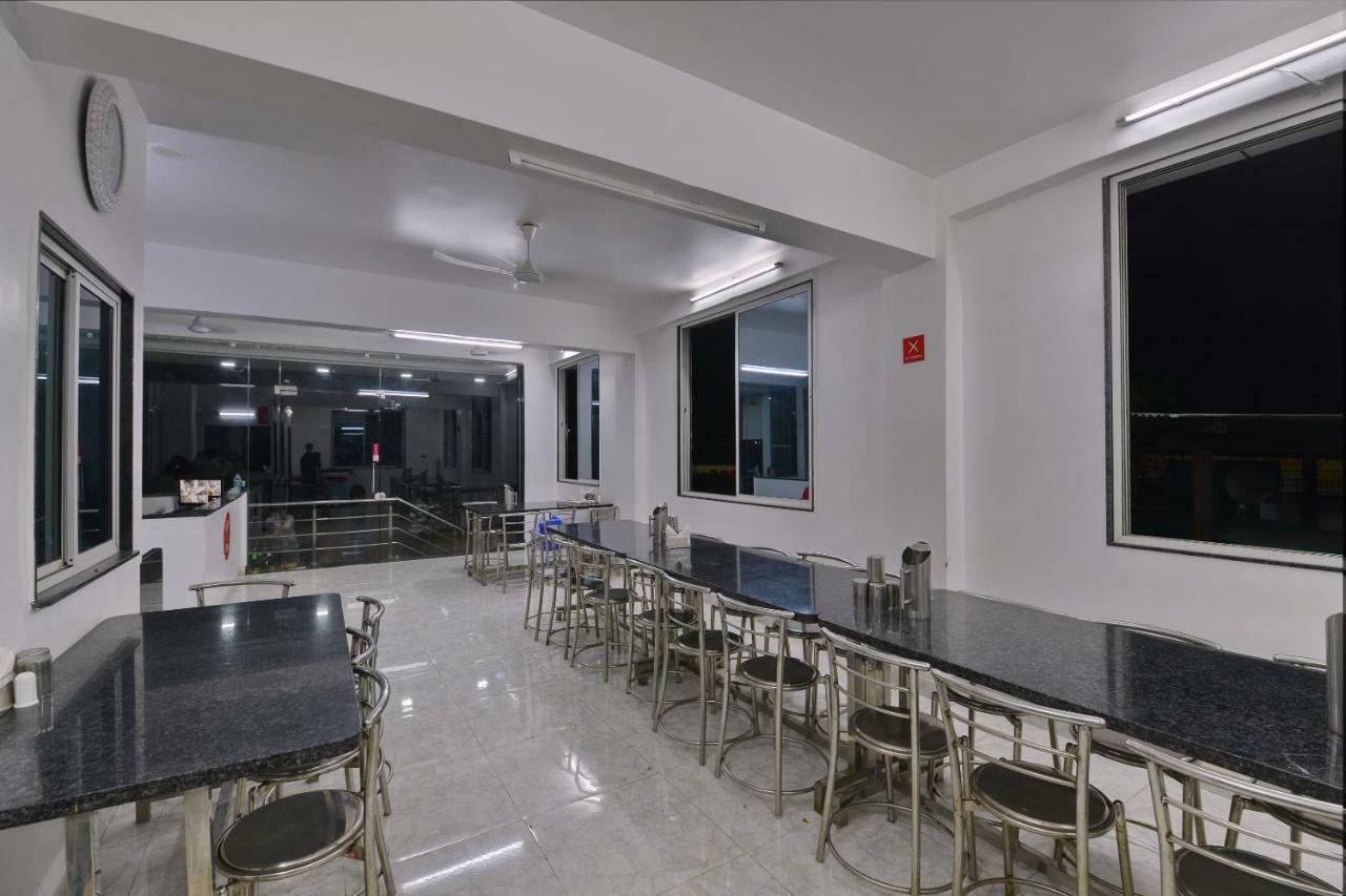 Oyo 30229 Blue Diamond Hotel Kasol Buitenkant foto